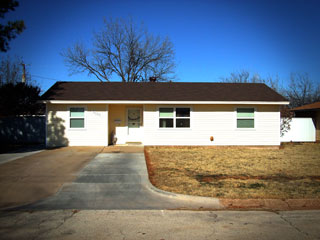 Prestige American Roofing Vinyl Siding Installation